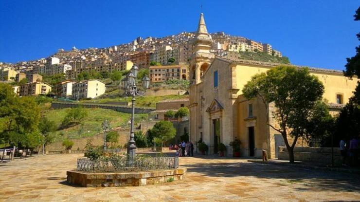 Al Centro Vila Gangi Exterior foto